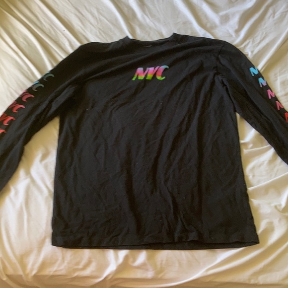 long sleeve shirt - Picture 3 of 3